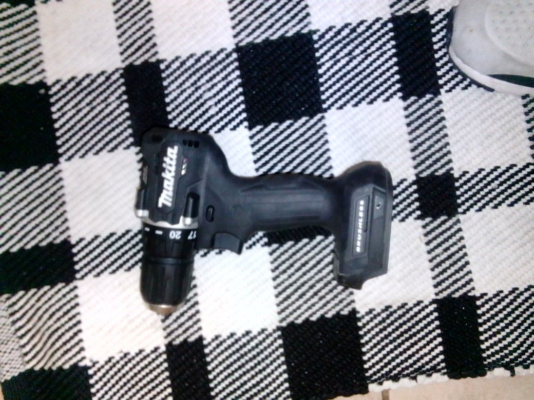 Makita Cordless Drill 18v