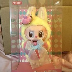 Labubu Lets Checkmate Queen