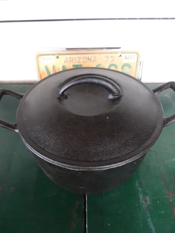 Nice vintage Dutch oven for Sale in Phoenix, AZ OfferUp