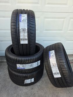 New 255/35ZR19 Michelin Pilot Sport All Season 4
