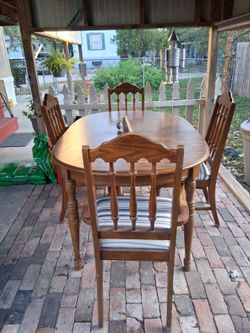 4 - CHAIRS & DINING ROOM TABLE