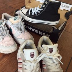 Size 6.5 / 7 Womens Shoes 