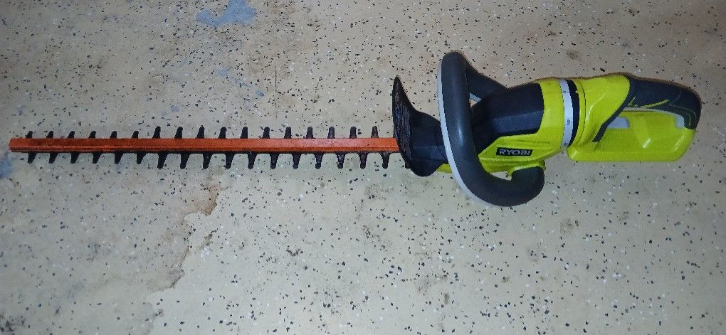 Ryobi Hedge Trimmer (Tool Only)