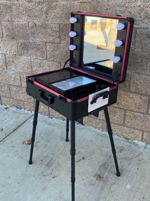 Brand New Rolling Makeup Station With Vanity And Lights XL Worth $400