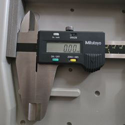Mitutoyo 18" Caliper 500-505-10 