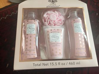 Simple pleasure gift set $22 obo