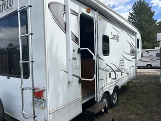 2010 Keystone Laredo