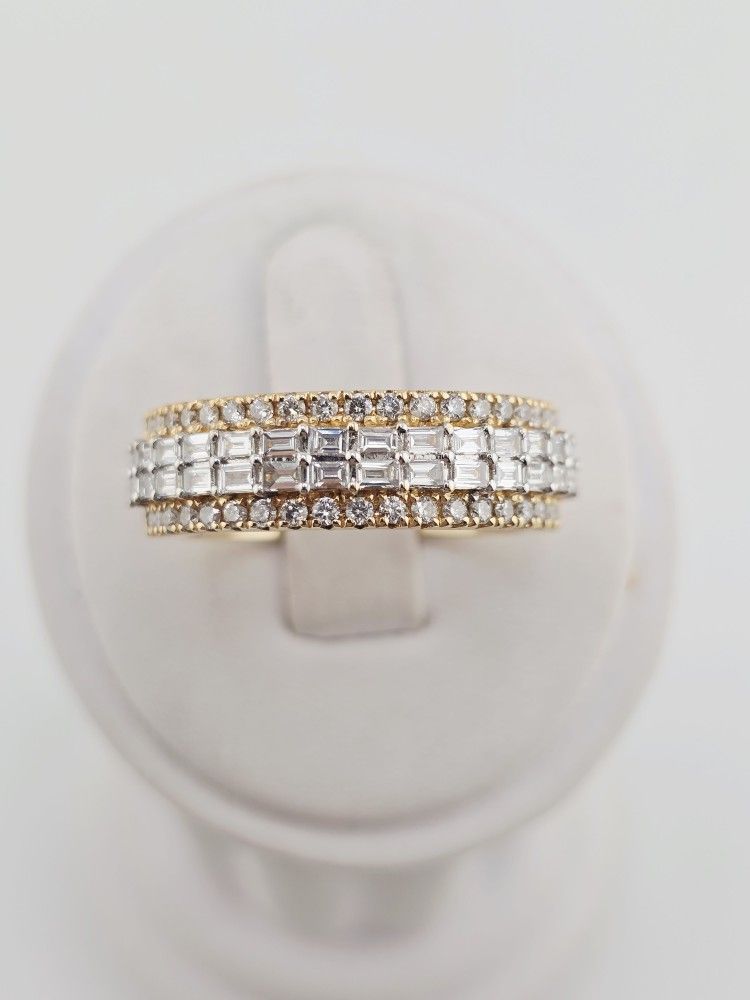 10k gold 2.5ctw VS diamond band