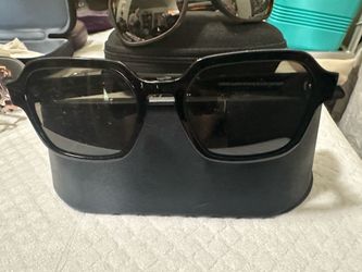 Maui Jim -RayBan-Gucci Sunglasses and more!