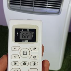 Portable Air Conditioner with Remote Control and Long Exhaust Hose
Black & Decker