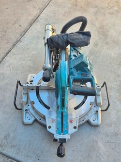 Miter Saw with Laser