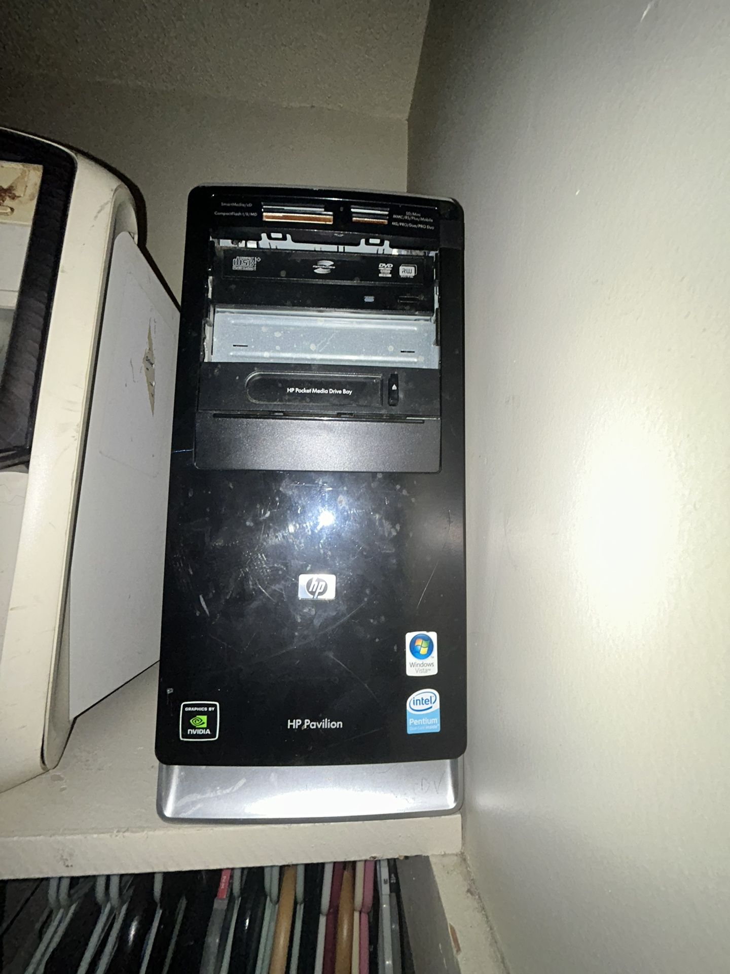 OLD COMPUTERS & VCR