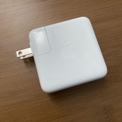 Genuine Apple 70W Charger