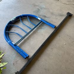 Twin Size Bed With Frame, Box And Mattress 