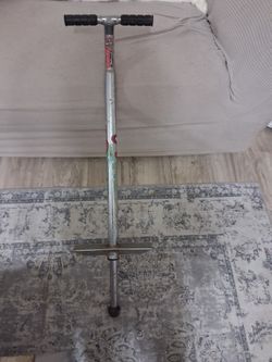 Pogo Stick 