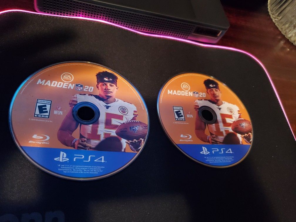 Madden 20 ps4 (2 available)