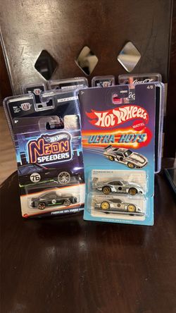 Hot Wheels Porsche 934 & 78      P-2