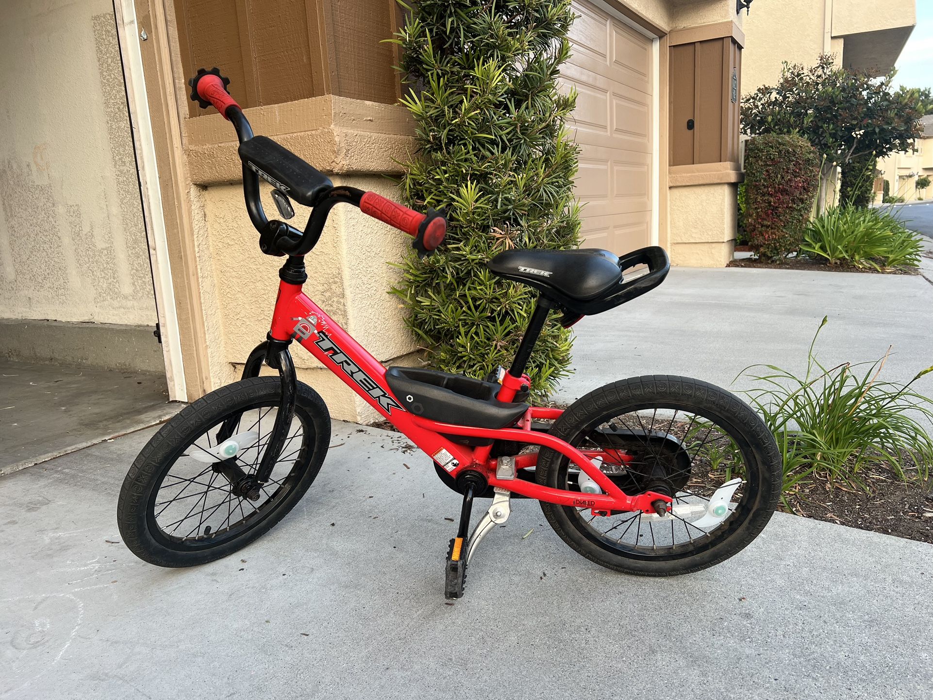 TREK Kids Bike 16’’ Red
