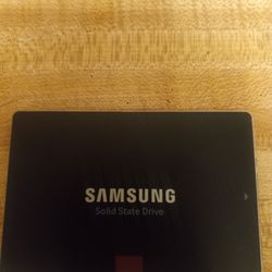 SSD Samsung Pro 850 512gbs