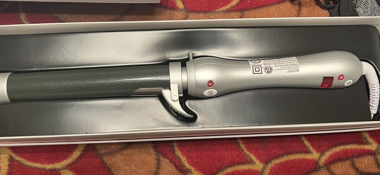 New! Beachwaver Pro 1.25 Seriesrotating Curling Iron With Instructions And Includes Box