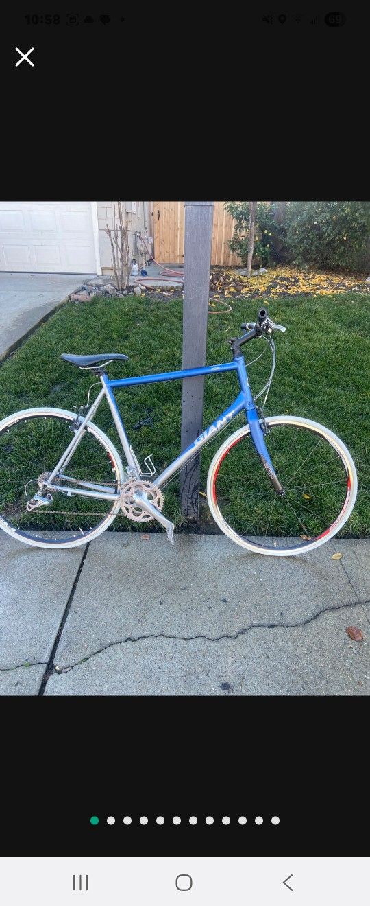 Giant FCR1 Road Bike