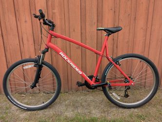 Decathlon Rockrider ST50 -- 21 Speed Aluminum Mountain Bike,  26", XL Frame