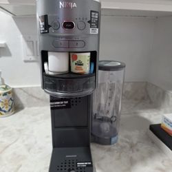 Ninja Thirsti Sparkling & Still Water System 