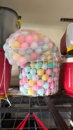 Balls for ball pit - 200+