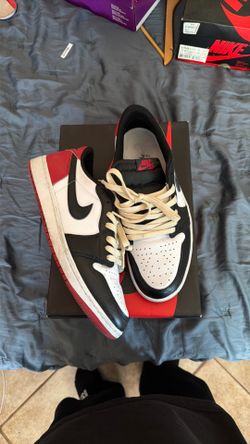 2023 black toe low Jordan 1