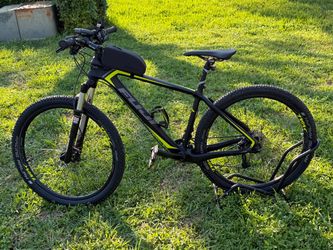 Fuji Carbon Fiber Mountain Bike