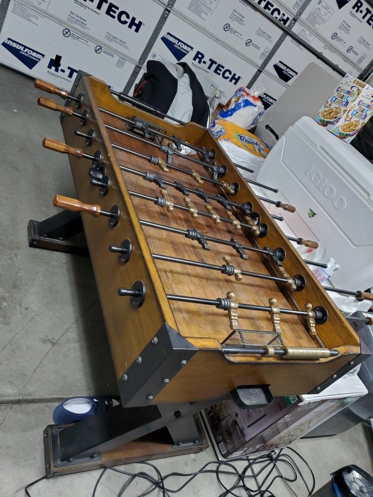 Well Universal Foosball Table 1148054 for Sale in Las Vegas, NV OfferUp