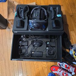Valve Index Vr Kit (Very Lightly Used)