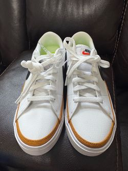 Nike Low-Top White Sneakers with Gum Sole