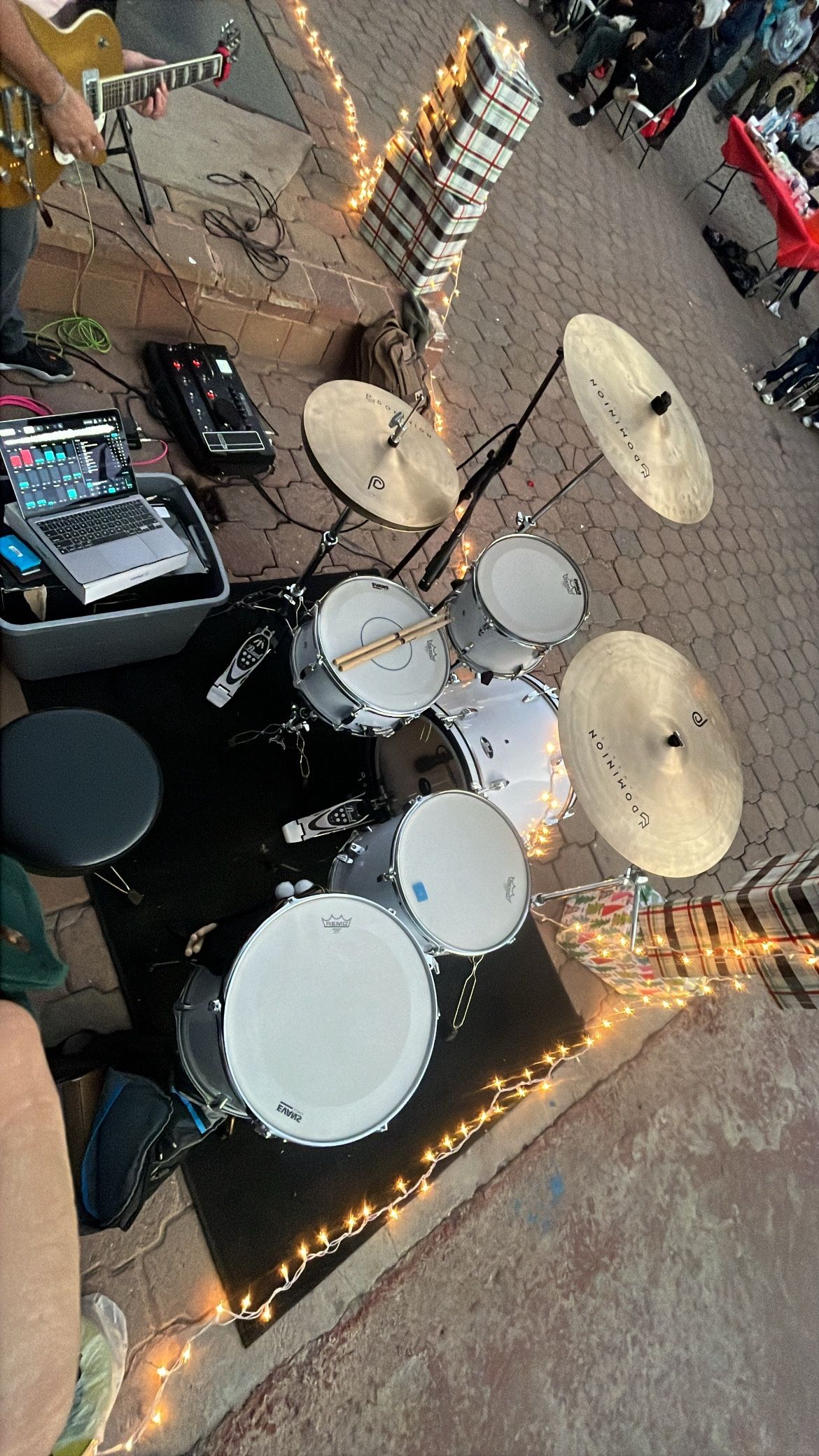 Pearl Drum Set