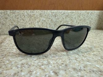 Maui Jim LELE KAWA Grey Stripe POLARIZED Neutral Grey GLASS Sunglass 811-11D