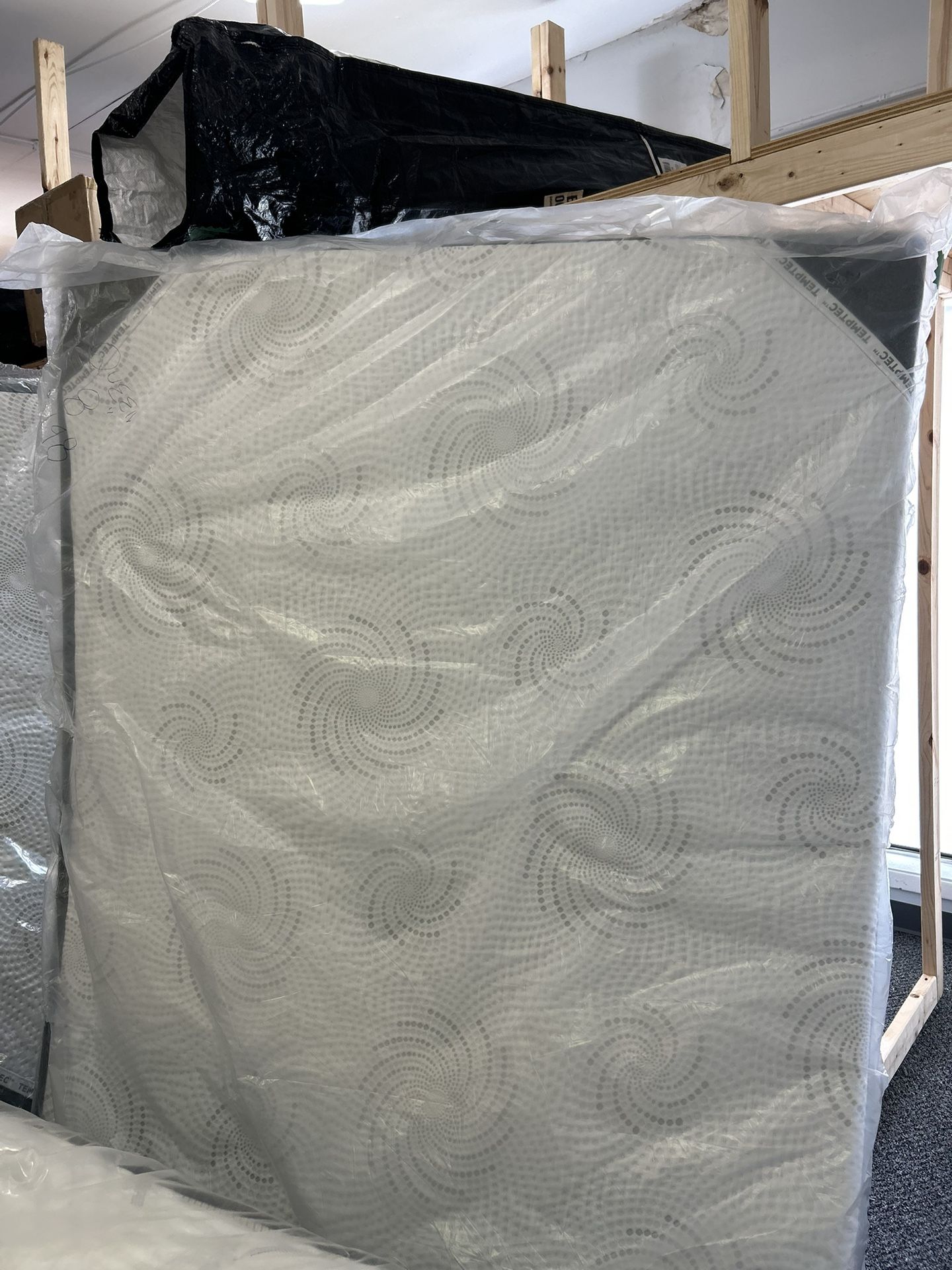 QUEEN SIZE MEMORY FOAM MATTRESS- BRAND NEW - ON SALE!