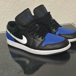 Size 11 Low Jordan 1s