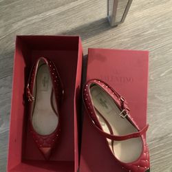 Valentino Garavani  Leather ballet flats