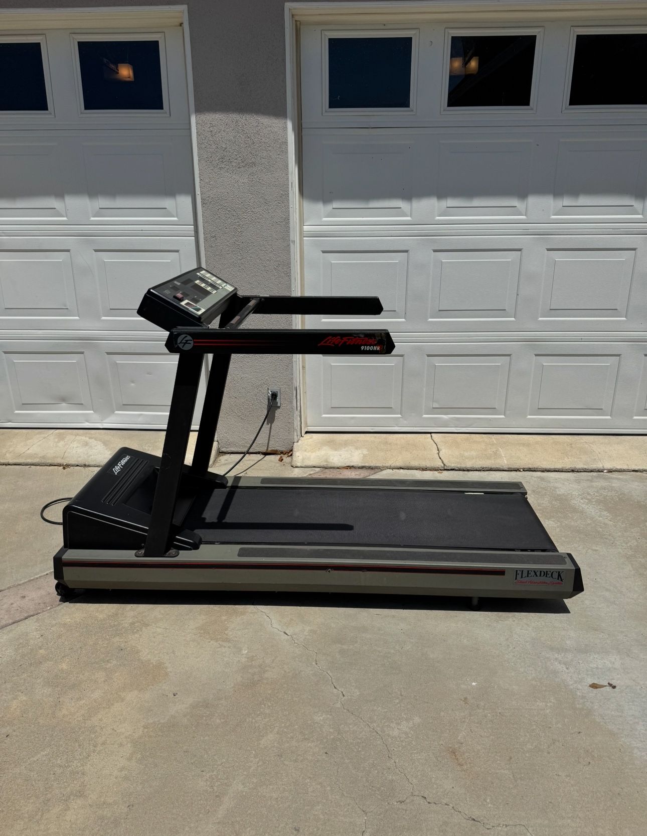 Life Fitness Treadmill