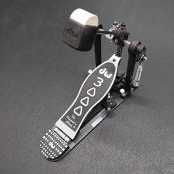 DW 3000 Series Single Bass Drum Pedal **Located In Upland**