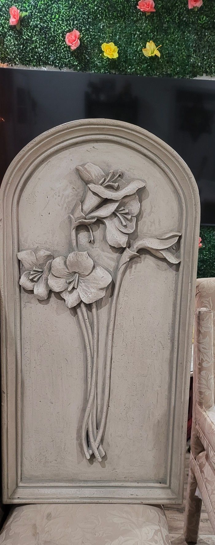 Carved Wall Hanging Floral Decor