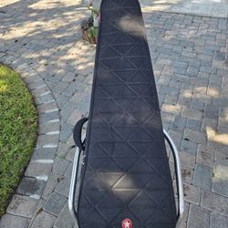 Road Runner Guitar Case 