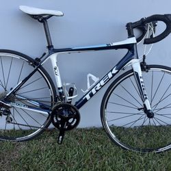 🚴‍♂️ Trek Madone Carbon Road Bike – Size 52 – Shimano 105