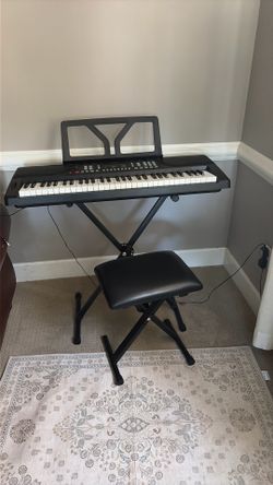 61-Key Electronic Keyboard Piano w/ Stand & Adjustable Bench – Great Condition