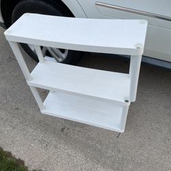 2 P plastic shelf