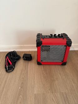 Roland Micro Guitar Amp *AC & BATTERY!!*
