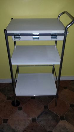 2 Rolling Rubbermaid Drawers for Sale in Kent, WA - OfferUp