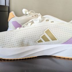  Adidas Youth Size 4. Fit Women Size 7-7.5