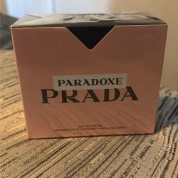 Paradoxe Prada