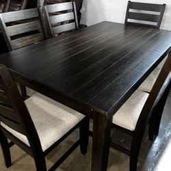 Beautiful New Contemporary Real Wood Dining Table Set Including Six Chairs ✅ Easy & Flexible Financing Only $39 ✅